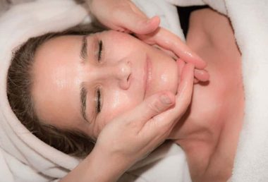 Massage-kobido-paris-naturopathe-Charlotte-olier
